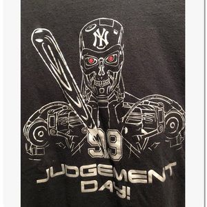 New York Yankees Robot T-Shirt Men’s Large  Black/silver 99 Aaron Judge